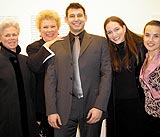 Left to right: Pianist Linda Hall, Master Class Coordinator & Mistress of Ceremonies Jane Marsh, Tenor Michael Szczesniak, Mezzo Kate Lindsey, Soprano Yana Eminova.<